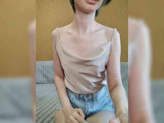 -Christina- webcam