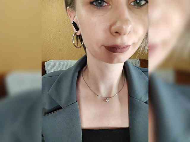 -Christina- webcam