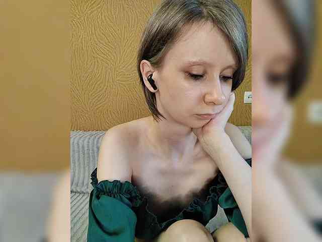 -Christina- webcam