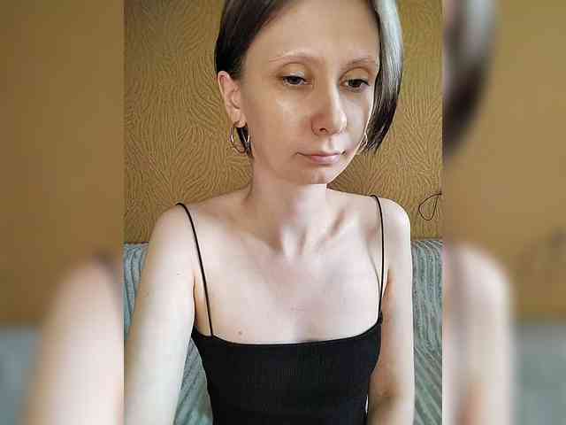 -Christina- webcam