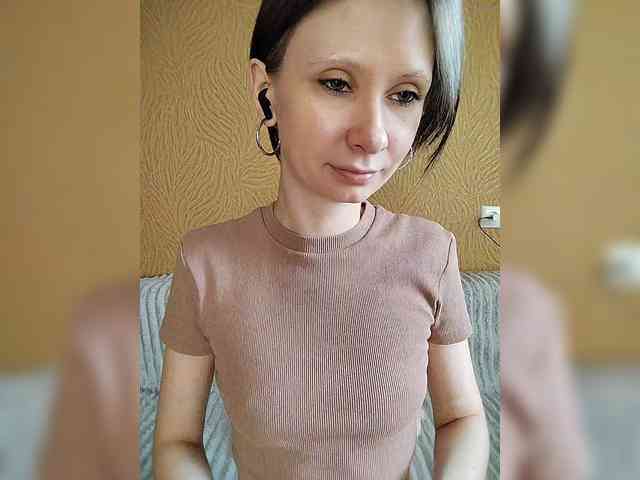 -Christina- webcam