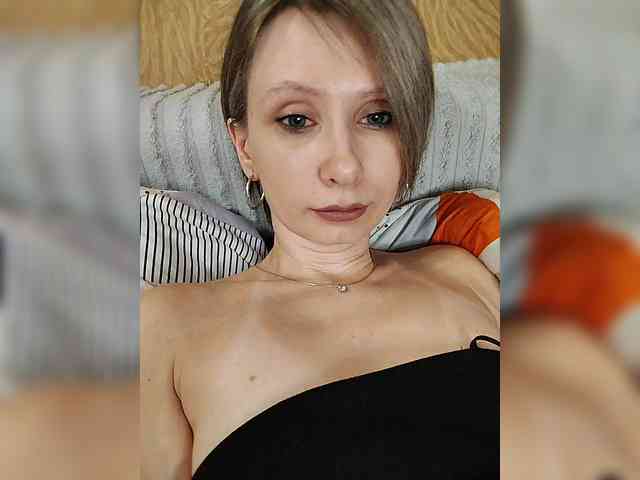 -Christina- webcam