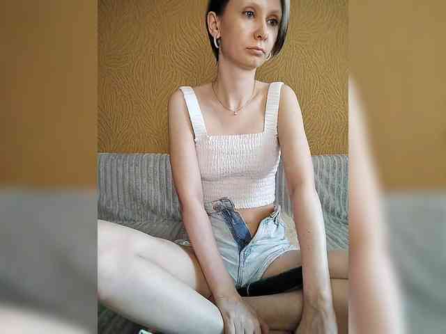 -Christina- webcam