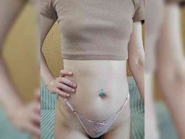 -Christina- webcam