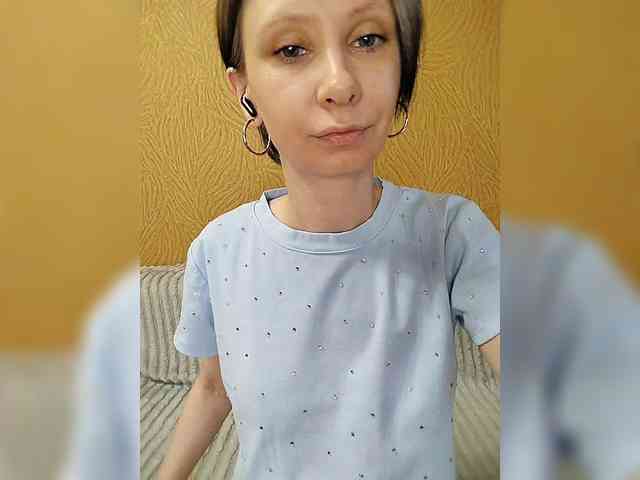 -Christina- webcam