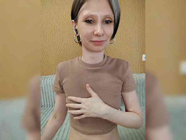 -Christina- webcam