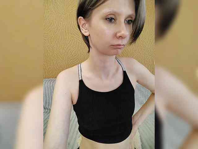 -Christina- webcam