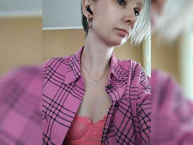-Christina- webcam
