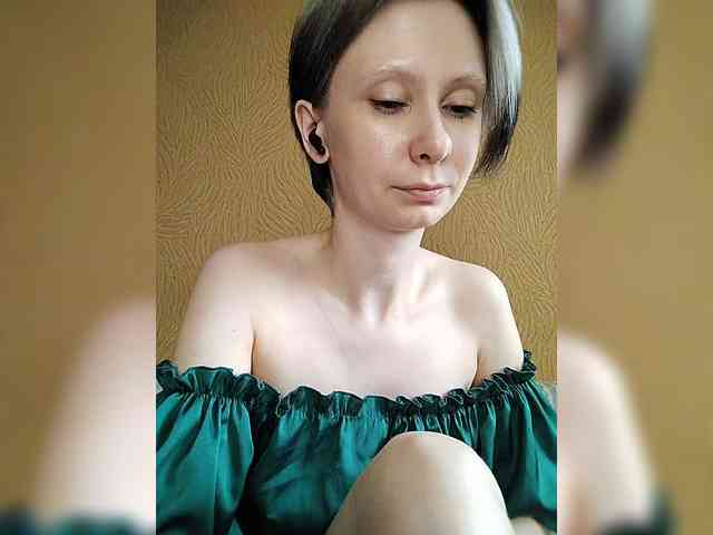 -Christina- webcam