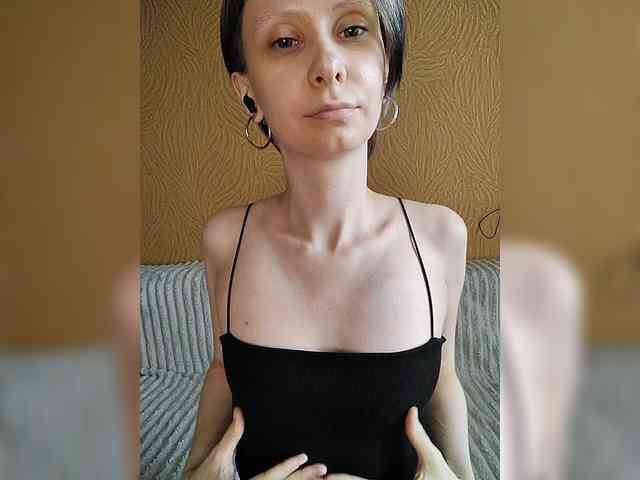 -Christina- webcam