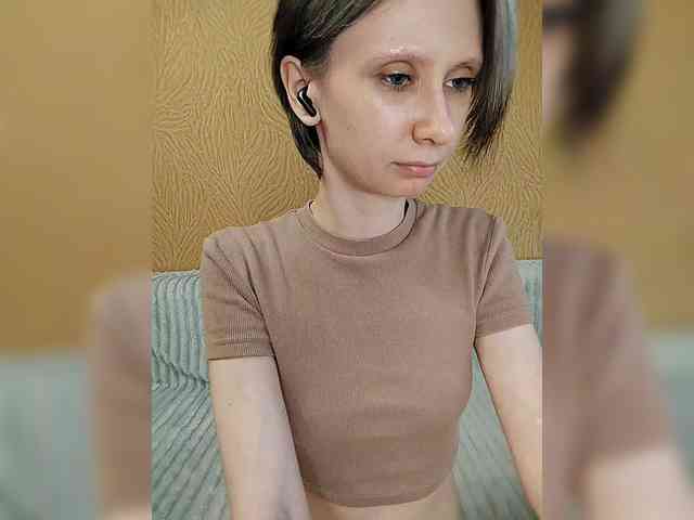-Christina- webcam