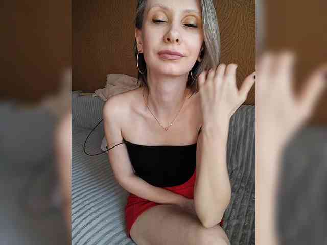 prettyKris Live Webcam on BongaCams