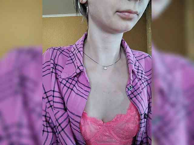 -Christina- webcam