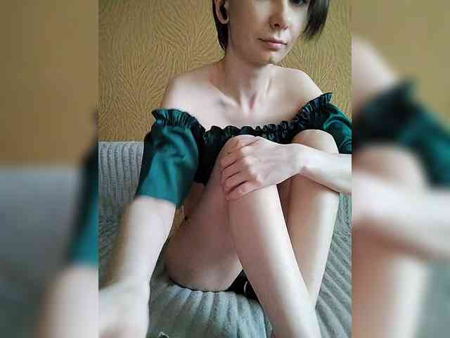 -Christina- webcam