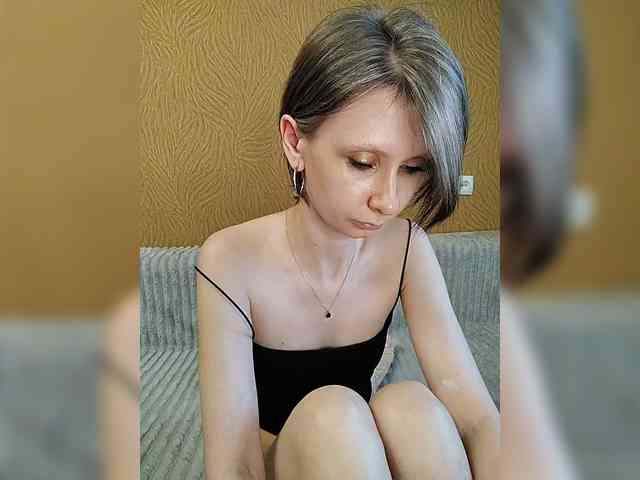 -Christina- webcam