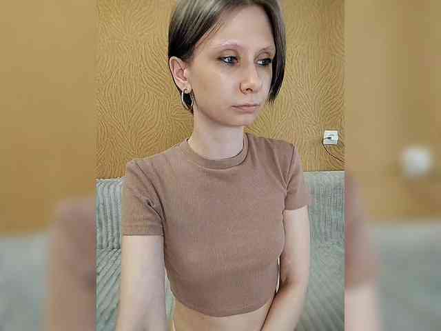 -Christina- webcam