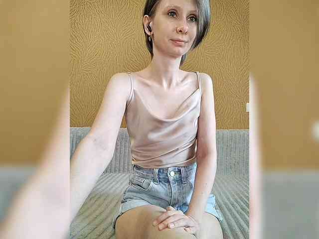 -Christina- webcam