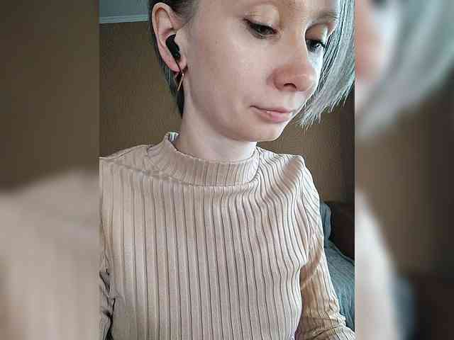 -Christina- webcam