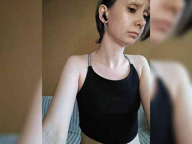 -Christina- webcam