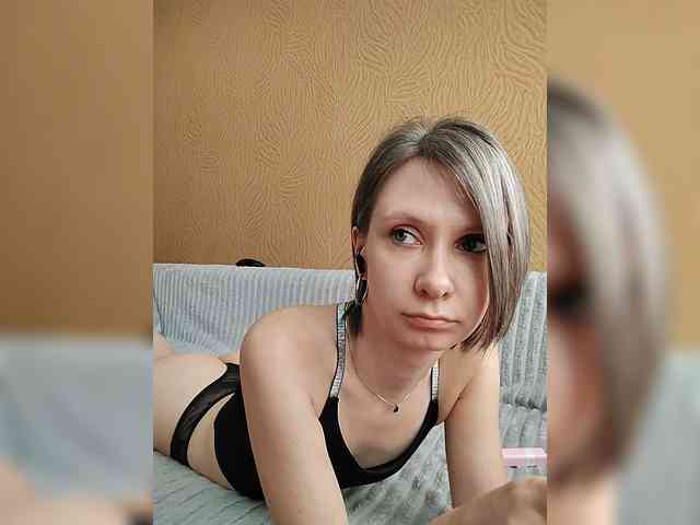 -Christina- webcam