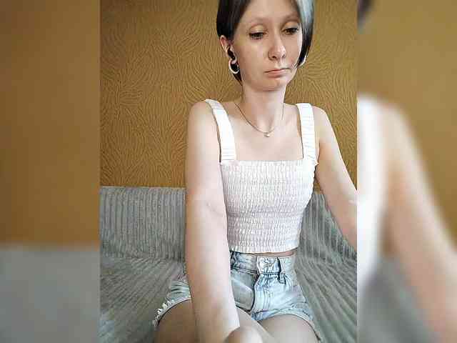 -Christina- webcam