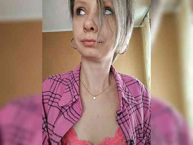 -Christina- webcam