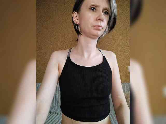-Christina- webcam
