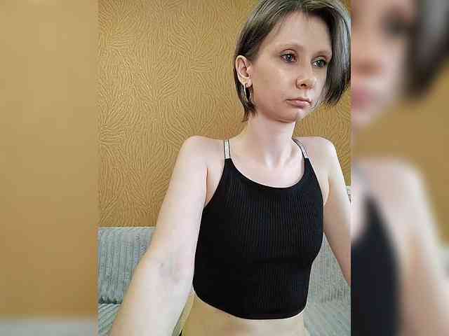 -Christina- webcam