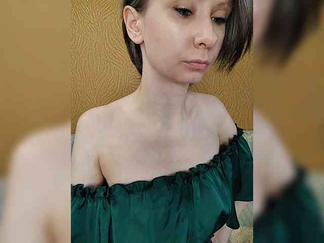 -Christina- webcam