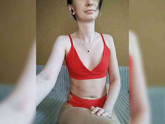 -Christina- webcam