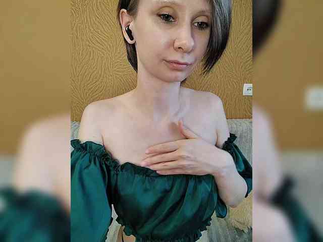 -Christina- webcam