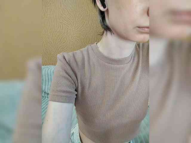 -Christina- webcam