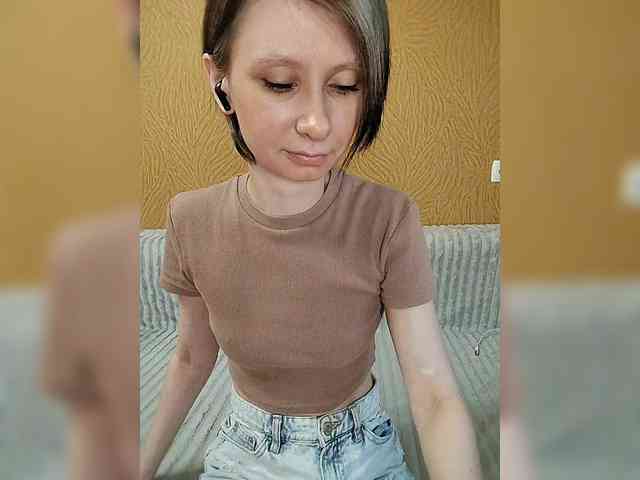 -Christina- webcam