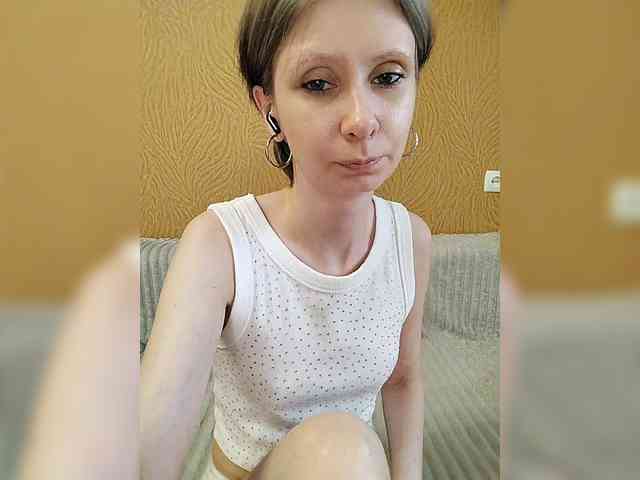 -Christina- webcam