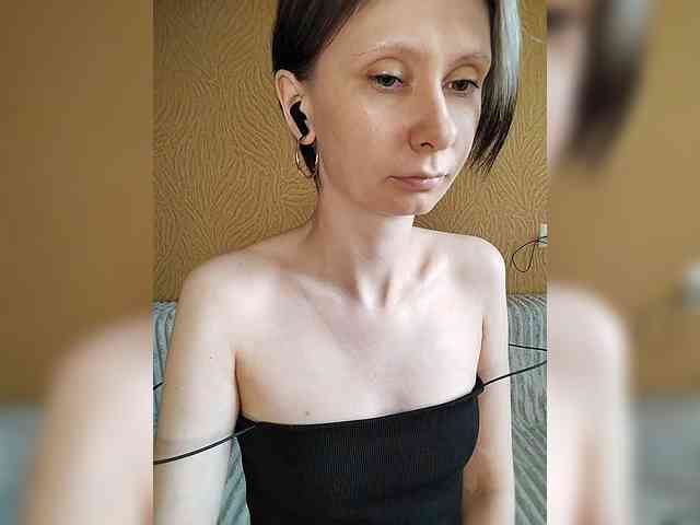 -Christina- webcam