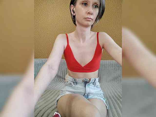 -Christina- webcam