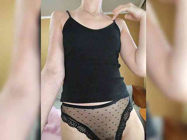 -Christina- webcam