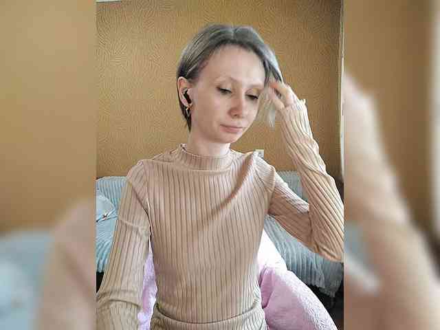 -Christina- webcam