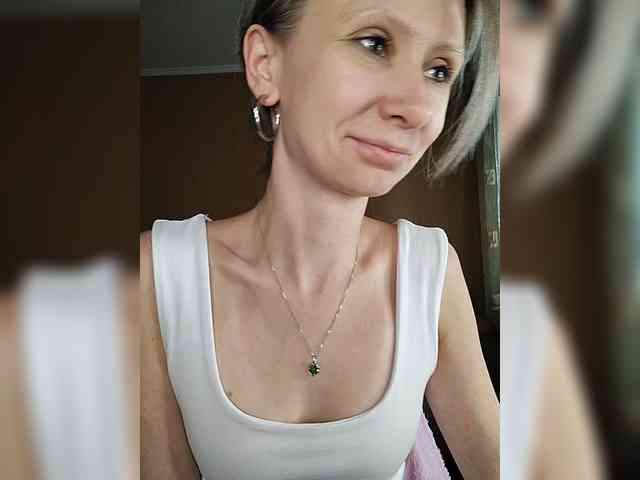 -Christina- webcam