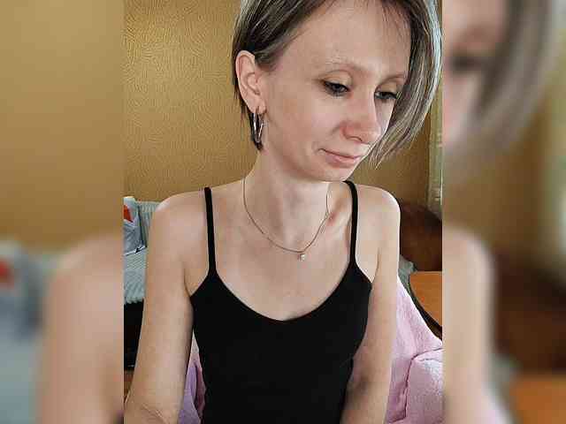 -Christina- webcam