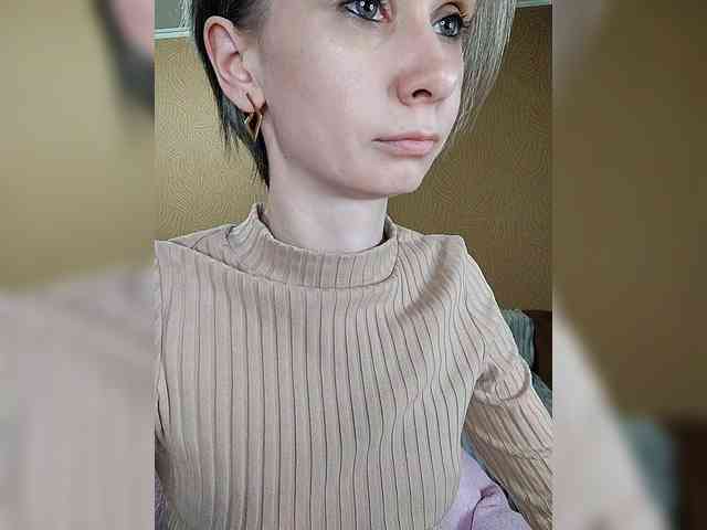-Christina- webcam
