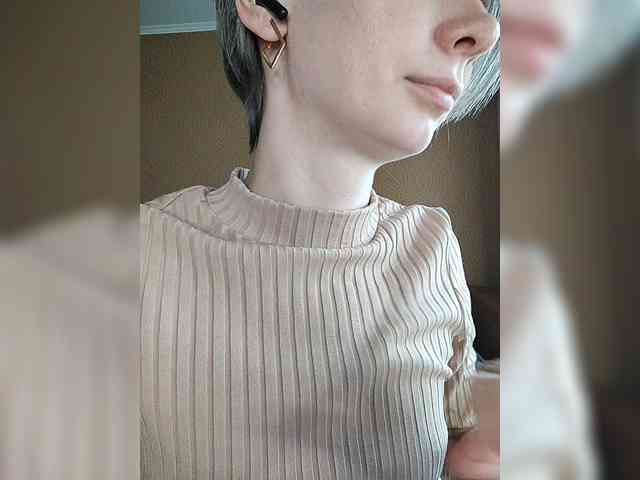 -Christina- webcam
