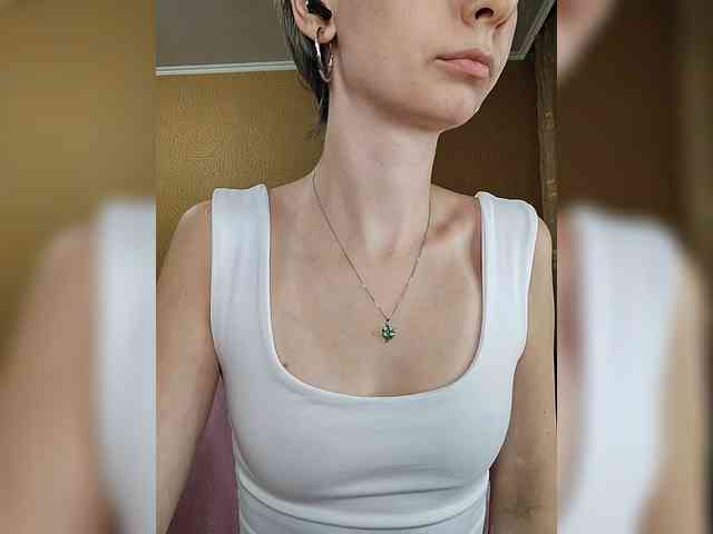 -Christina- webcam