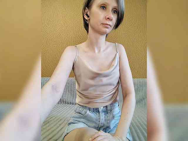 -Christina- webcam