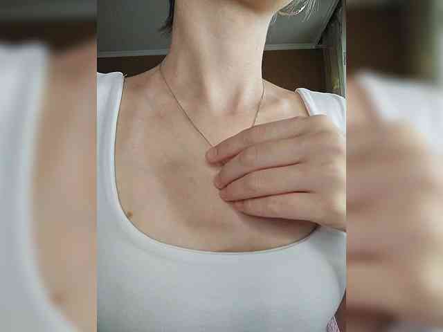 -Christina- webcam