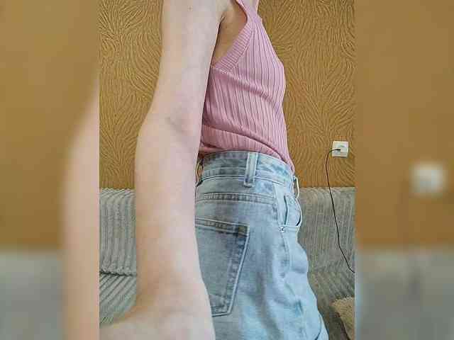 -Christina- webcam