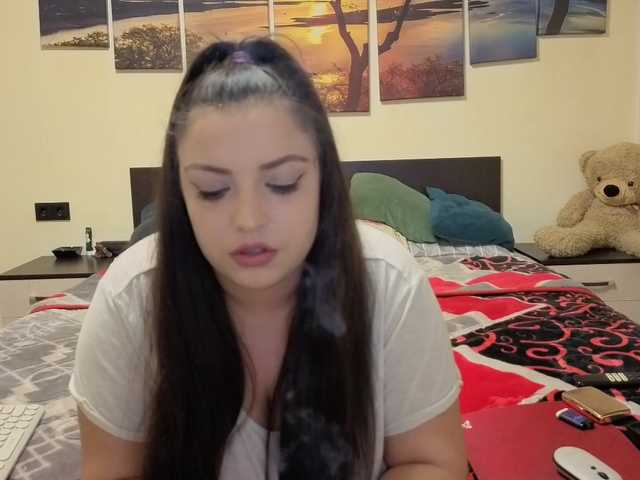 adellineee's BongaCams show and profile