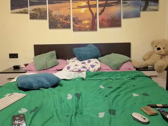 adellineee's BongaCams show and profile