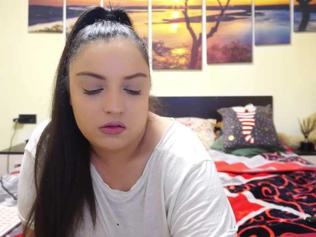 adellineee's BongaCams show and profile