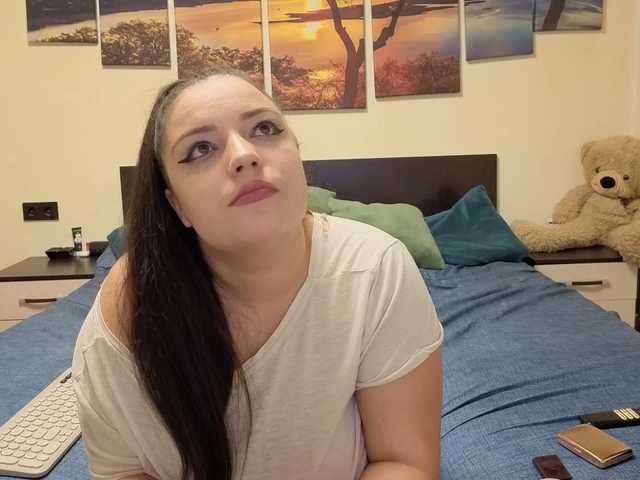 adellineee's BongaCams show and profile